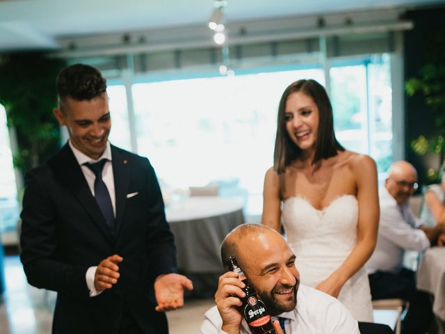 La boda de Adrian y Issa en Santiago De Compostela, A Coruña 42