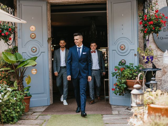 La boda de Adrian y Issa en Santiago De Compostela, A Coruña 14