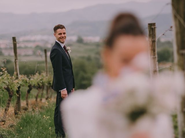 La boda de Eñaut y Inés en Hondarribia, Guipúzcoa 15