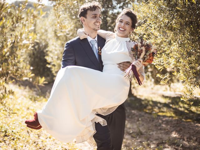 La boda de Carlos y Patricia en La Riera De Gaia, Tarragona 26