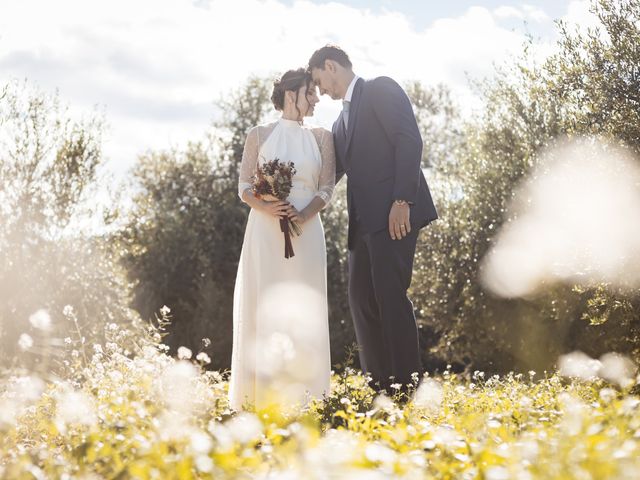 La boda de Carlos y Patricia en La Riera De Gaia, Tarragona 28