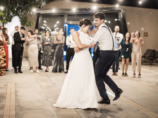 La boda de Carlos y Patricia en La Riera De Gaia, Tarragona 57