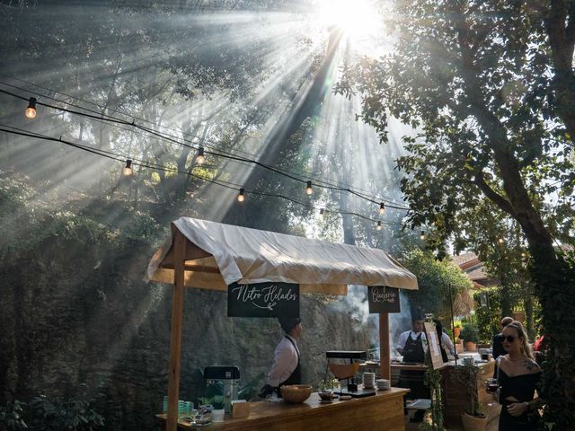 La boda de Carlos y Elsa en Vilanova Del Valles, Barcelona 48