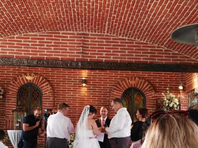 La boda de Miguel Ángel y Amparo  en Alcalá De Henares, Madrid 59