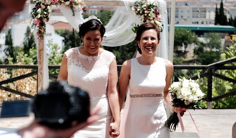 La boda de Carolina y Mari Jose en Cazorla, Jaén