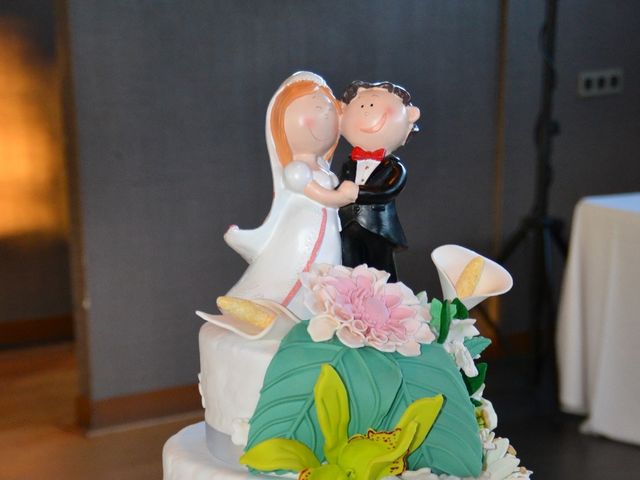 La boda de Roberto y Carlota en A Coruña, A Coruña 28