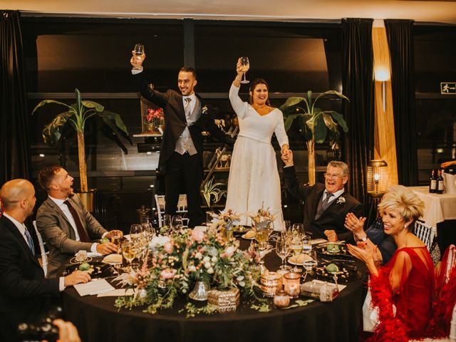 La boda de Carlos y Laura en Oliva, Valencia 40