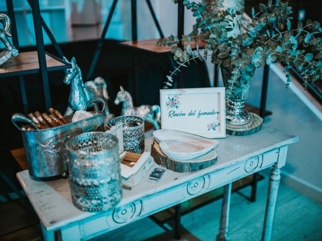 La boda de Carlos y Laura en Oliva, Valencia 44