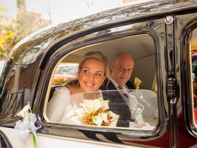 La boda de Miguel Ángel y Isabel en Madrid, Madrid 1