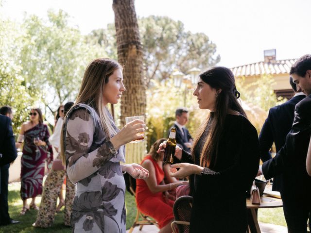 La boda de Marina y Álvaro en Talamanca Del Jarama, Madrid 40