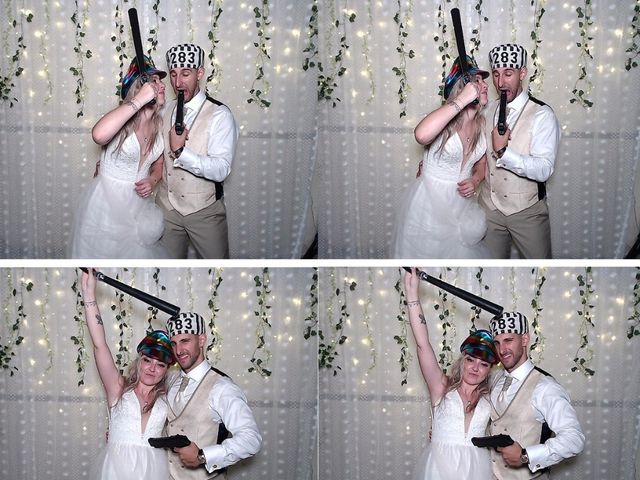 La boda de Ángel  y Lara en Plasencia, Cáceres 4