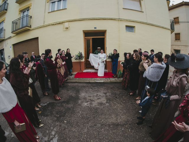 La boda de Cristina y Javier en Mota Del Cuervo, Cuenca 22