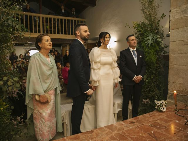 La boda de Daniel y Iris en Gijón, Asturias 40