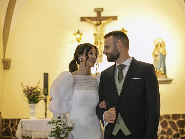 La boda de Daniel y Iris en Gijón, Asturias 53