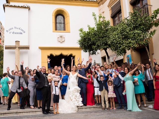 La boda de Antonio y Carmen en Málaga, Málaga 11