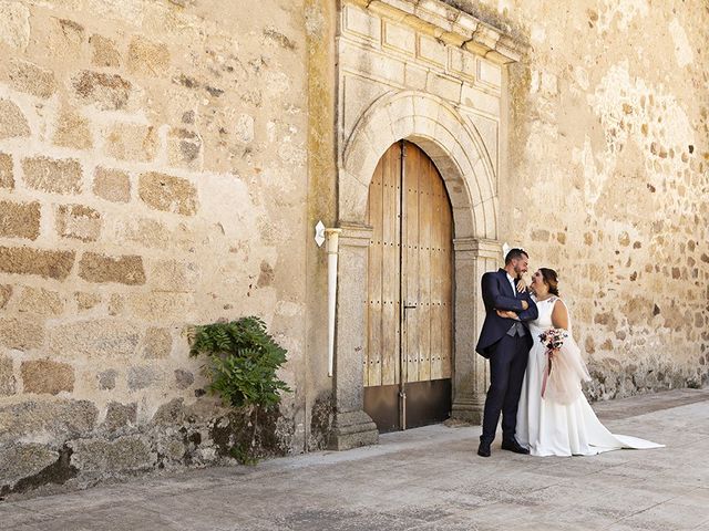 La boda de Tamara y Victor en Brozas, Cáceres 29