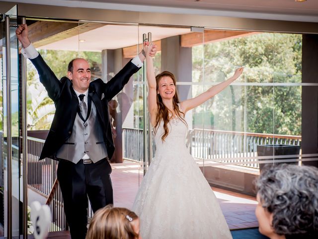 La boda de Fran y Soni en L' Hospitalet De Llobregat, Barcelona 52