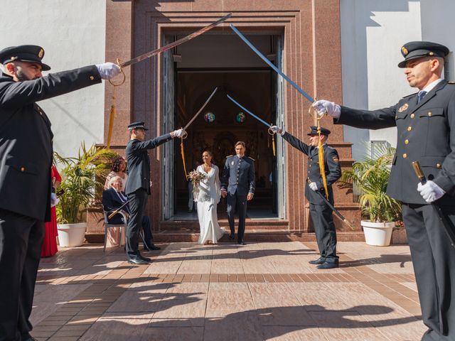 La boda de Elena y Salva en Fuengirola, Málaga 37