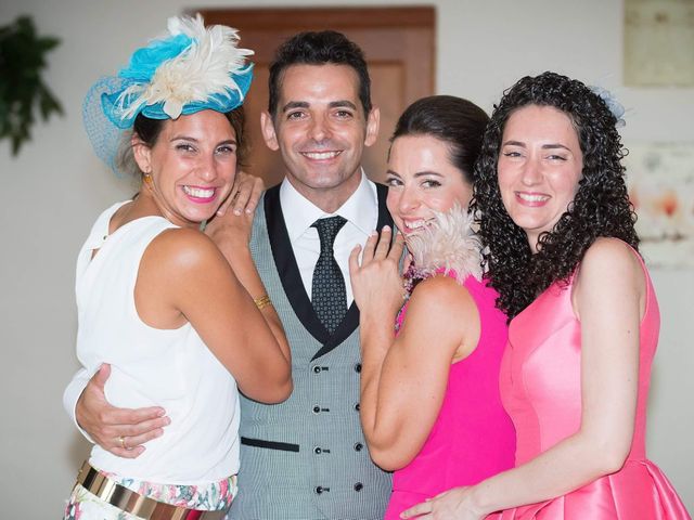 La boda de David y Cristina  en Cádiz, Cádiz 83