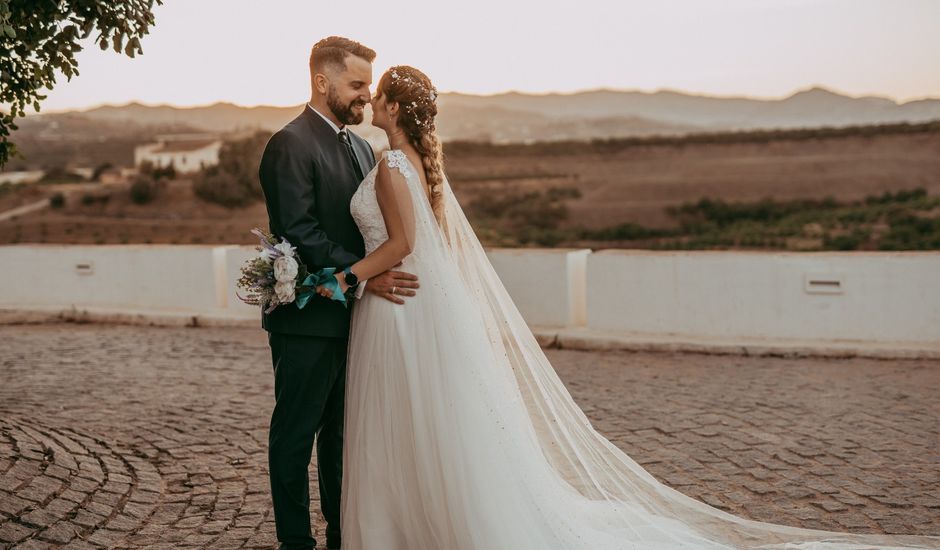 La boda de Fernando y Paula en Velez Malaga, Málaga