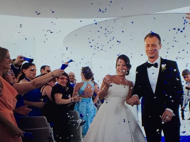 La boda de Kike y Yasmina  en Valencia, Valencia 15