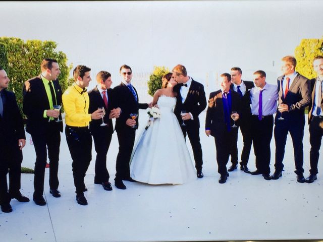 La boda de Kike y Yasmina  en Valencia, Valencia 19