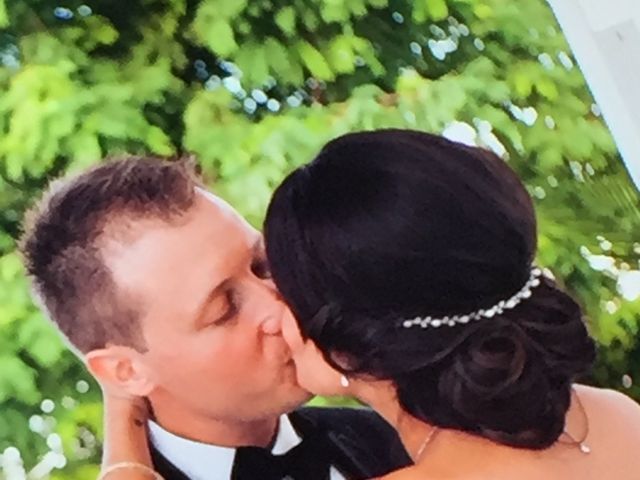 La boda de Kike y Yasmina  en Valencia, Valencia 23