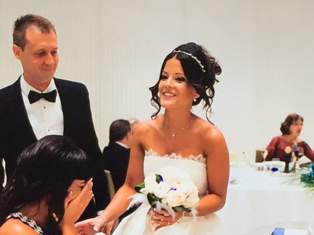 La boda de Kike y Yasmina  en Valencia, Valencia 56