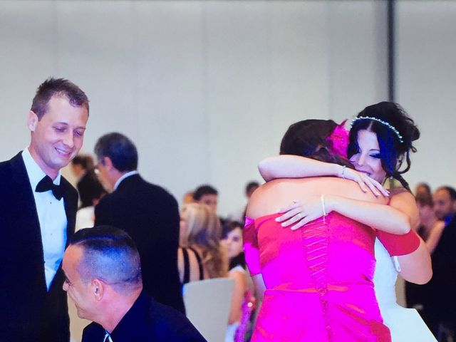 La boda de Kike y Yasmina  en Valencia, Valencia 82