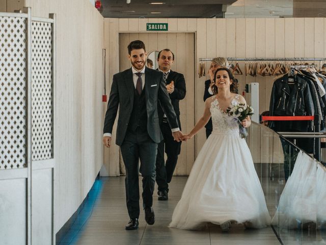 La boda de María y Alberto en Zaragoza, Zaragoza 23