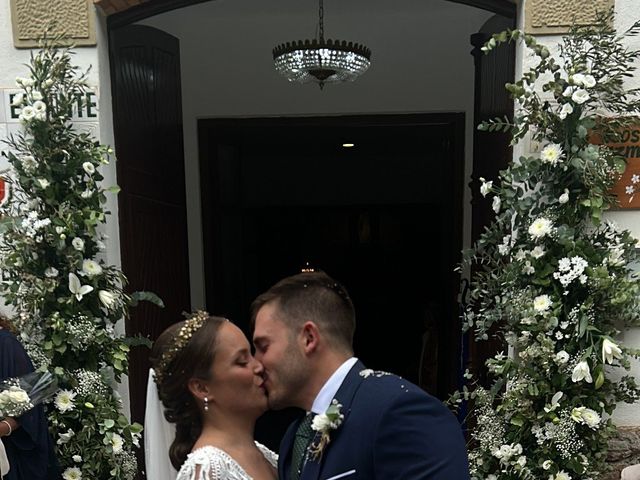 La boda de Luis Martín  y Bárbara López  en Málaga, Málaga 2