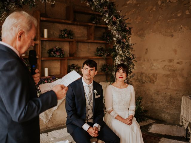 La boda de Miguel y Amaia en Santa Gadea Del Cid, Burgos 35