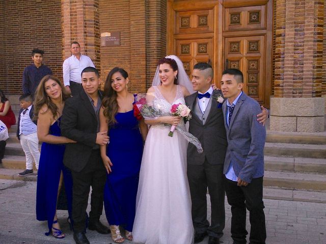 La boda de Dennys Andrés  y Leslie  en L&apos; Hospitalet De Llobregat, Barcelona 3