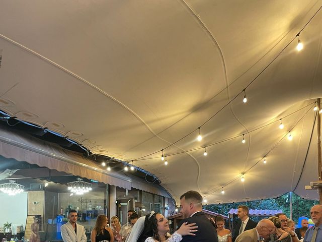 La boda de Raúl  y Mari  en Palau De Plegamans, Barcelona 5