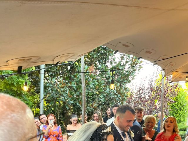 La boda de Raúl  y Mari  en Palau De Plegamans, Barcelona 16