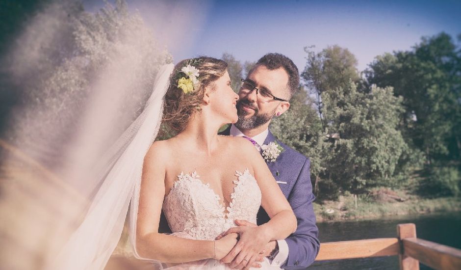 La boda de Raúl  y Helena en Madrid, Madrid
