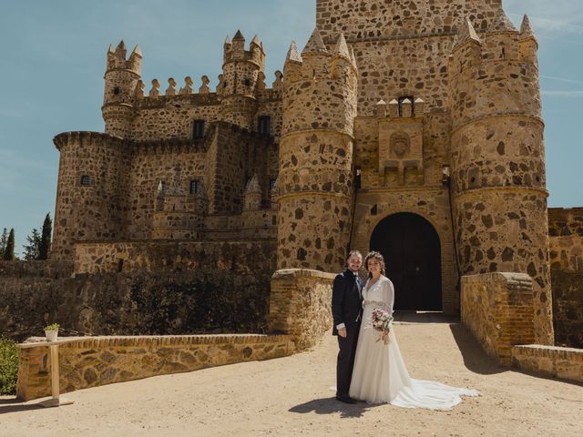 La boda de Rafa y Nuria en Guadamur, Toledo 36