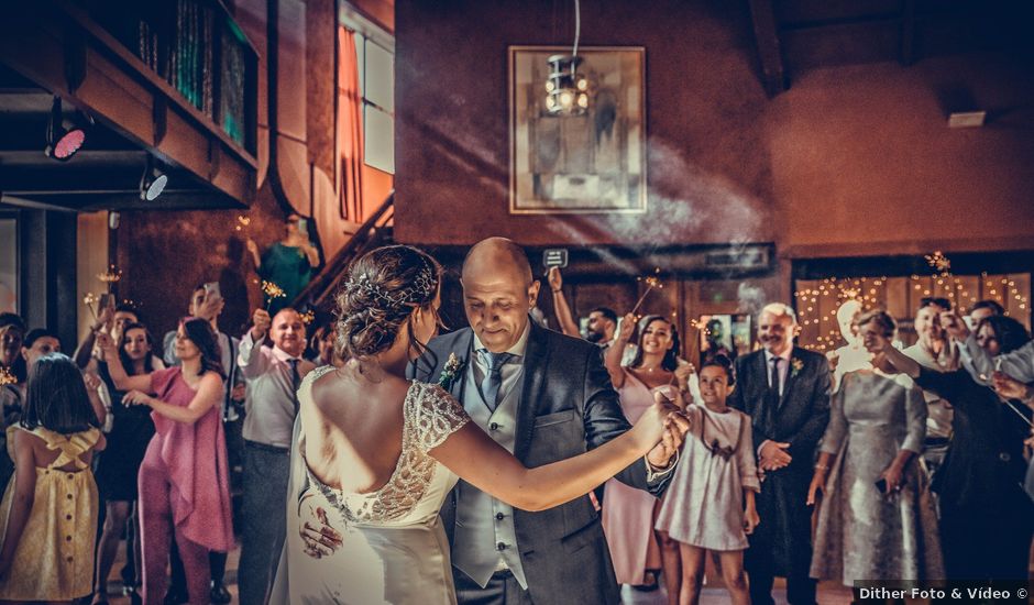 La boda de Miguel y Laura en San Cucao, Asturias
