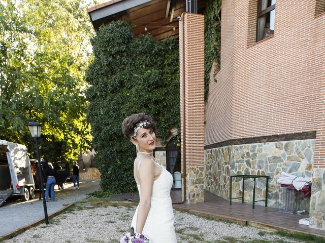 La boda de Flor y Rafa en Fuenlabrada, Madrid 8