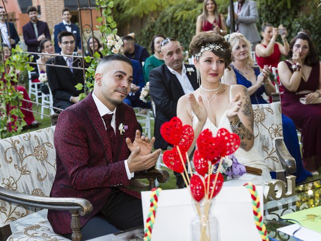 La boda de Flor y Rafa en Fuenlabrada, Madrid 25