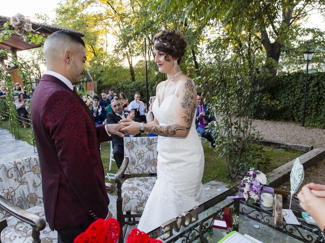 La boda de Flor y Rafa en Fuenlabrada, Madrid 26