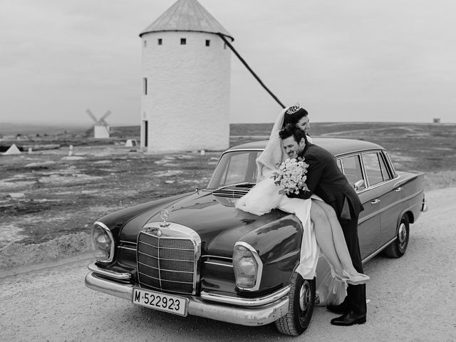 La boda de Mercedes y Luis en Campo De Criptana, Ciudad Real 134