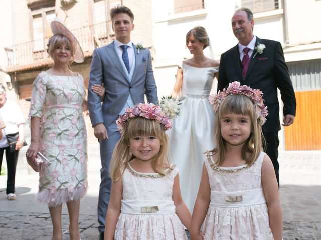 La boda de Raúl y Laura en Tudela, Navarra 1