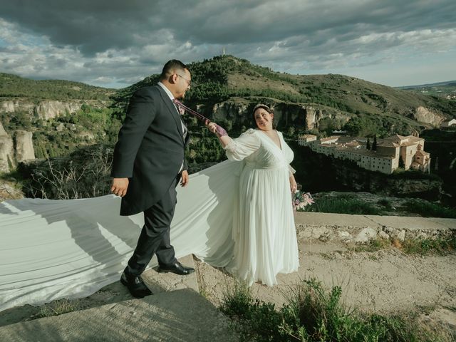 La boda de David y Marta en Cuenca, Cuenca 1