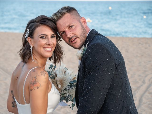 La boda de DESI y TONY en Malgrat De Mar, Barcelona 3