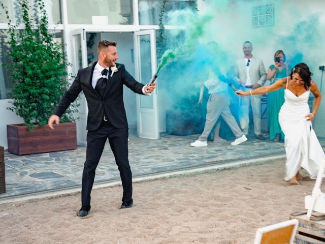 La boda de DESI y TONY en Malgrat De Mar, Barcelona 9