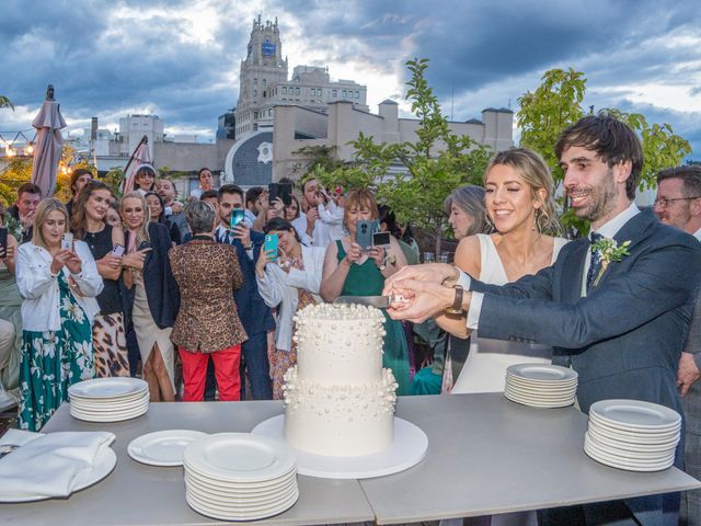 La boda de Borja y Charllote en Madrid, Madrid 3