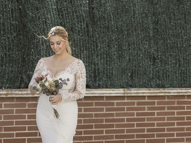 La boda de Paula y David en Cubas De La Sagra, Madrid 30