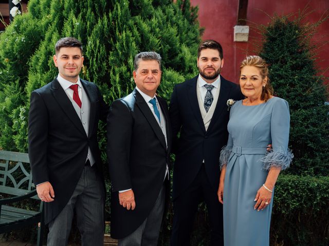 La boda de Rodrigo y Marta en Cuenca, Cuenca 8