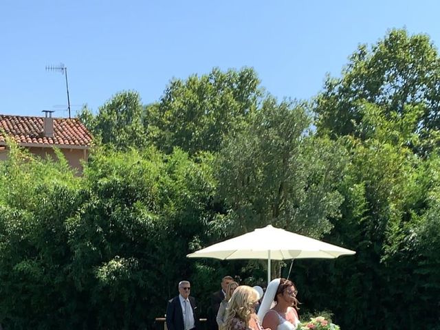 La boda de Adolfo y Ingrid en Sant Privat D&apos;en Bas, Girona 15
